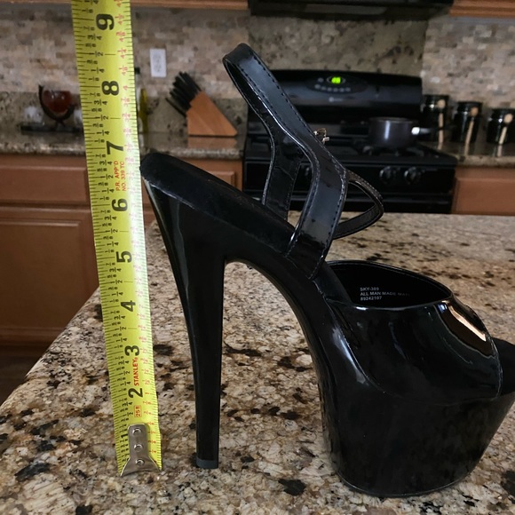 Brand New Sexy Shoes - Picture 7 of 8